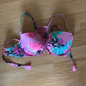 Floral bikini top as worn by Living in Yellow